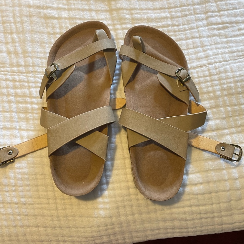 Size 40 Sandals